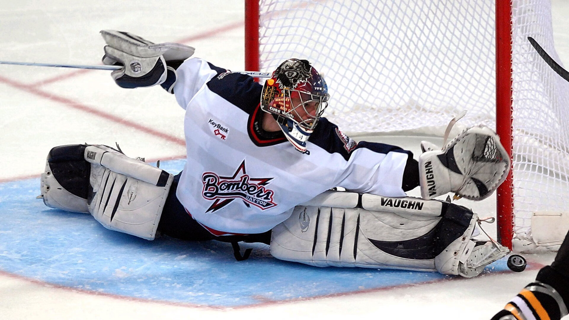 电竞战队的战术分析：针对性策略与临场应变，电竞战队靠什么盈利