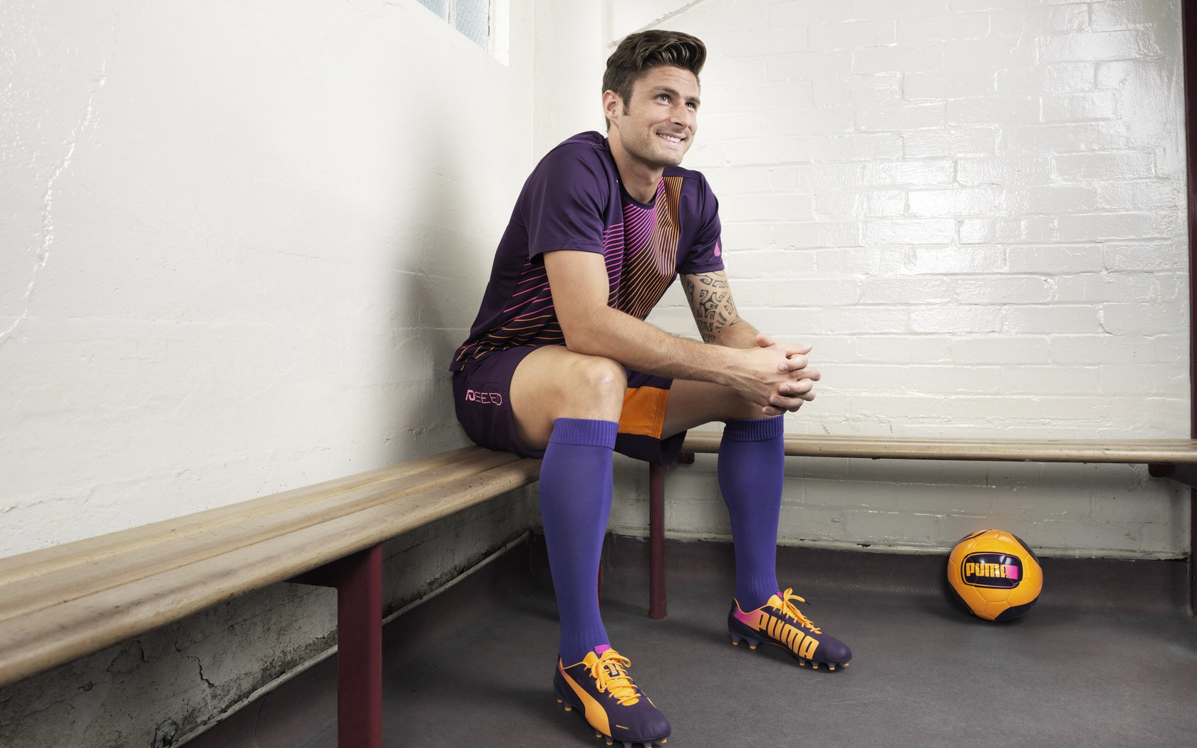 纽卡斯尔联主场1-0小胜诺丁汉森林，保级关键三分，纽卡斯尔联队怎么样